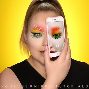 NikkieTutorials on Instagram: "This Snapchat trip is allll real 🍓🍓🍓 FULL video on my channel ➡️ link in bio! I'm wearing: ::: F A C E A. @makeupforeverofficial Ultra HD Foundation Stick B. @kevynaucoin Medium Sculpting Powder C. @beccacosmetics "Pearl" for that glow ::: E Y E S A. @morphebrushes 35B + 35C Eyeshadow Palettes (use code NIKKIE to save money!) B. @ardencyinn Punker Rock On Liquid Liner C. @hudabeauty Lashes "Scarlett" + @elegantlashes 301 Lashes ::: L I P S A. @ofracosmetics Liqu