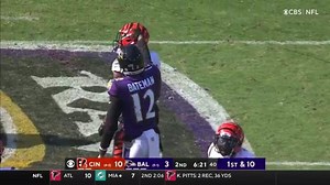 Rashod Bateman shows off wheels on speedy 20-yard catch and run