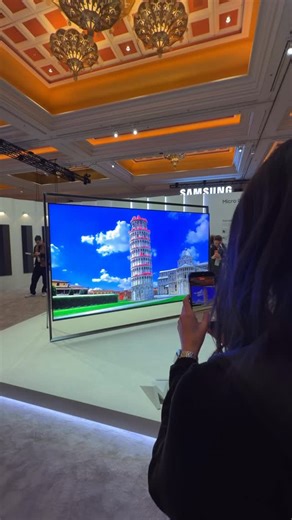 Gadgetsu on Instagram: "Is This The BEST TV in the World?!? 📺📺📺 Samsung just unveiled the world’s first 130” micro RGB TV and OMG, even from the very back of the keynote venue, that panel pops out so much in the best way possible! And by using Micro RGB technology, the display is able to achieve 100% of the wide colour gamut for amazing colour reproduction, which looks so vibrant and rich it’s quite impressive! And just a side note, Samsung did also show off this layered wall concept, which a