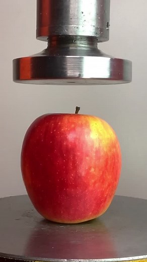 Hydraulic Press vs Apple: A Satisfying Experiment