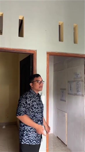 PLUT Goes To UMKM - Massage Oil Bakamu