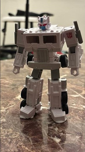 Legacy Ultra Magnus Stop Motion