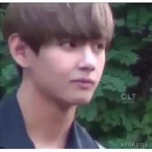 2.9K views · 283 reactions | From V to Taehyung  Credits to the owner of the video. -admin byuntaelf | Korean World | Facebook