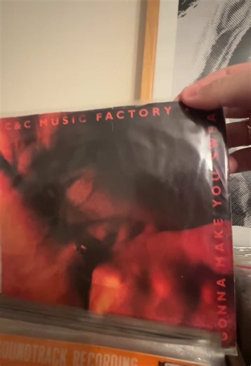 1990s House Music: C&C Music Factory - Gonna Make You Sweat