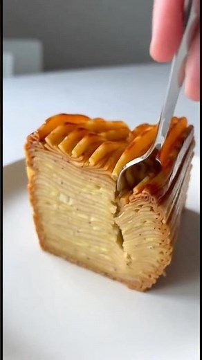 1000 Layer Apple Cake That Melts in Your Mouth. #applecake#invisibleapplecake#baking#dessert