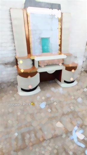 Peshawar Furniture Factory: Quality Wooden Craftsmanship