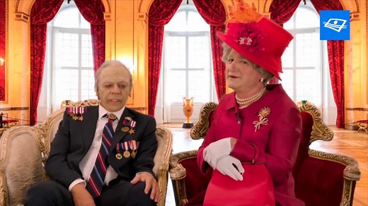 Bruno Blanchet et Marc Labrèche imitent la reine d’Angleterre et le prince Philip, et c’est majestueux