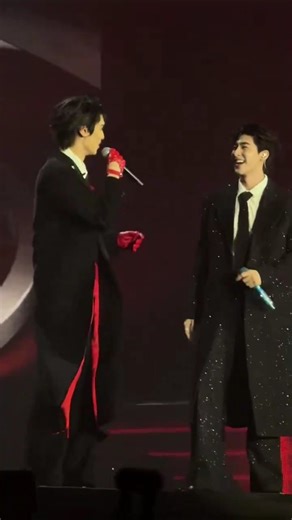 DUNK AND BLUE, DYNAMIC DUO!! #dunknatachai #blue_pongtiwat #joongdunk #จุงดัง #JoongDunkFanconD2