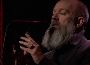Watch Michael Stipe Sing David Bowie's 'The Man Who Sold The World' On The Tonight Show