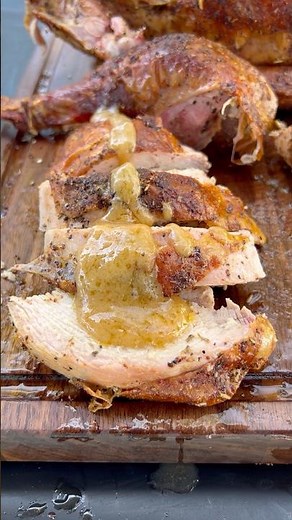 Smoked turkey with gravy ‪@FireSmokeSociety‬