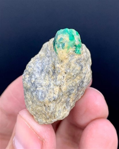 Natural Green Demantoid Garnet Crystal Specimens: Raw Mineral, 20 Gram - Etsy