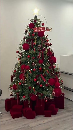 Decorate a Red Christmas tree In your house ! #decor #decoration #christmastree #christmas #xmas