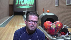 This shape can power through just about anything. “HD” is short for high density, which lowers the RG and raises the differential of the weight block. A higher differential translates to more flare potential, so every time the ball makes a rotation it exposes a fresh portion of coverstock material to the oil. Learn more ➡️ http://bit.ly/GravityEvolve | Storm Bowling