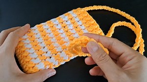 How to crochet phone bag Step by step #diy #crochet #crochetphonebag | Crochet & Crafts Therapy