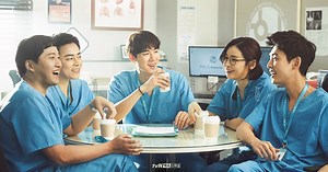 Take Your Pick: Which of These 5 "Hospital Playlist" Couples Do You Ship?