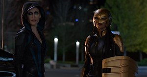 Supergirl Season 6 Episode 13 Preview: Alex & Kelly Compare Notes