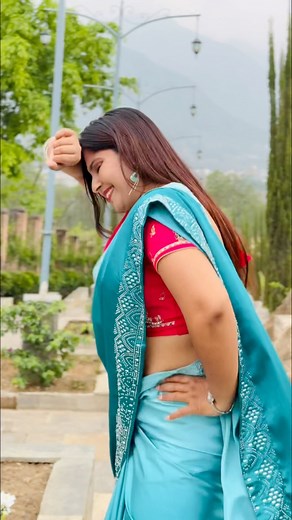 7.1K views · 452 reactions | Gore galiya pe 殺#viralreels | सीमा शर्मा | Facebook