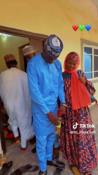 TikTok · Official moze 