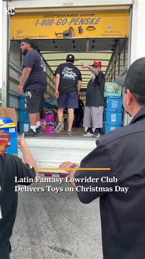 Latin Fantasy Lowrider Club's Christmas Tradition in Houston