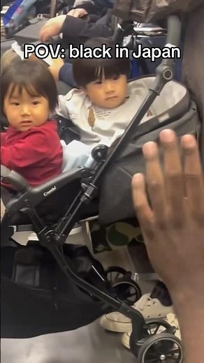 Japanese kids see first black man 😭(📸:@kingfrohan)