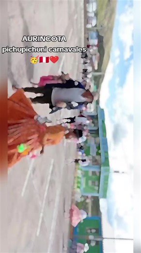 Carnavales en AURINCOTA pichupichuni 🥳🥹🥰💪🇵🇪❤️📈#jl_estudios_peru #apoyoplissssssssssssss💞 #carnavaltiktok #fotos #aurincota_huacullani✨🎊