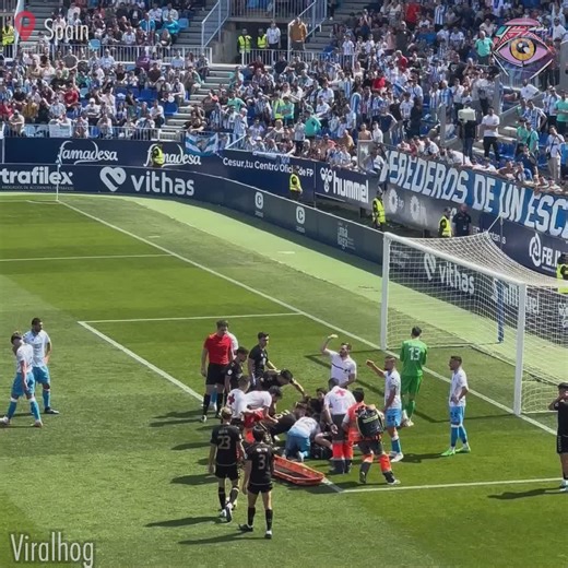 Not me thinking he was going to give piggyback ride to paramedics too 😅 | Bright Side