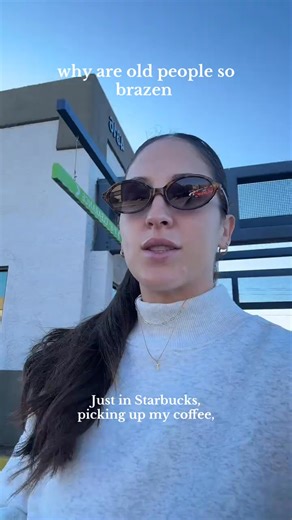 People always say the weirdest shit to me and the energy of the whole interaction was SO WEIRD #storytime #weirdinteractions | Samanthachadwickk