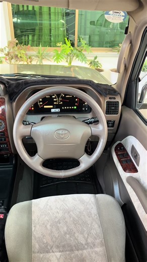 Discover the Cleanest 2001 Prado Model with Automatic Transmission