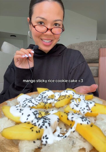Mango Sticky Rice Cookie Cake Recipe