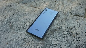 LG Velvet 5G: excepcional en diseño y pantalla, tímido en rendimiento