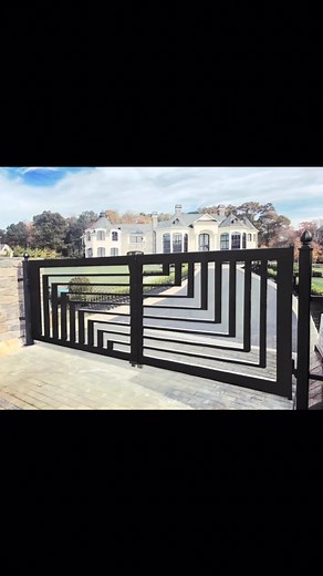 Elite construction #eliteirongatescorona Driveway gates #powdercoating #fencing #gates #gates #homesweethome # gate motors # keyless remote # entry gates @ 951 712-9137 give us a call for a onsite consultation and design 🌴🏠🌴🇺🇸🇺🇸🇺🇸🇺🇸🇺🇸 | Elite wrought iron gates & Fencing