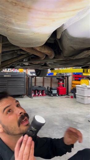 How to Diagnose an Exhaust Leak with a Smoke Machine | HyperSmoke Automotive ASMR