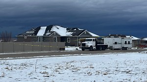 Eight separate 911 calls released from Enoch murder-suicide