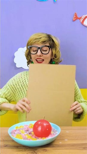 Toutes les balles doivent entrer 😱🥎 Est-ce que maman et moi pouvons le faire ? ⚡🎉