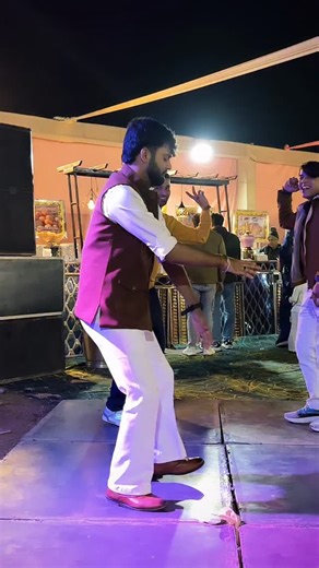 H I M A N S H U S H A R M A on Instagram: "Tera Yaar Bolda ❤️‍🔥😎 @surjit_binderakhia_fann_page"