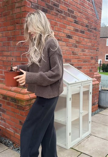 When you finally get a mini growhouse 🥹 The newest addition to my garden… and she’s beautiful. This will protect my seedlings from winds and the last frost