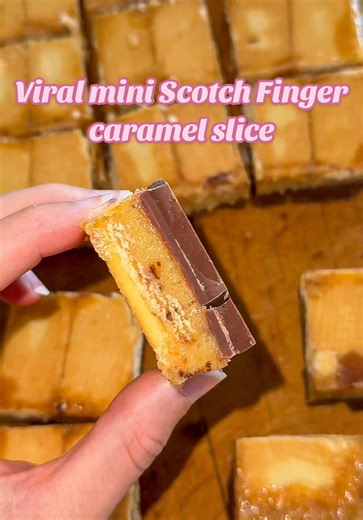 Viral mini Scotch Finger caramel slice… and yep, it’s 100% worth the hype 🤤✨ So easy to make & turned out SO good - this one’s a must try!! Ingredients: • 200g Arnott’s Minis Scotch Finger biscuits • 395g sweetened condensed milk • 60g unsalted butter • 2 tbsp golden syrup • 125g milk chocolate • 60g Copha Save this for later & thank me after 😌🍫 #viralrecipe #arnotts #caramelslice #sweettreat #bakingrecipe