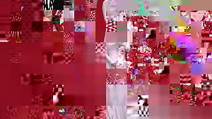 20K views · 1.3K reactions |  Tet tet tet is coming! Tet has come to our heart! Bạn có nhận ra lời bài hát này "quen quen" khônggg?  Thưởng thức ngay "Ngày Tết quê em" phiên bản tiếng Anh cực đáng yêu đến từ cặp đôi Khánh Vy và Thảo Tâm của #IELTSFaceOff nàoo! 拾 | VTV7 | Facebook