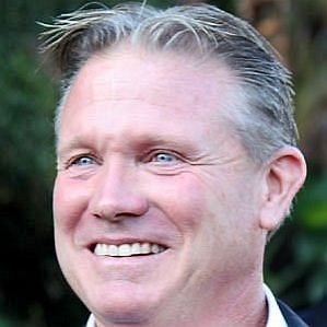 Tony Becker Girlfriend 2025: Dating History & Exes - CelebsCouples