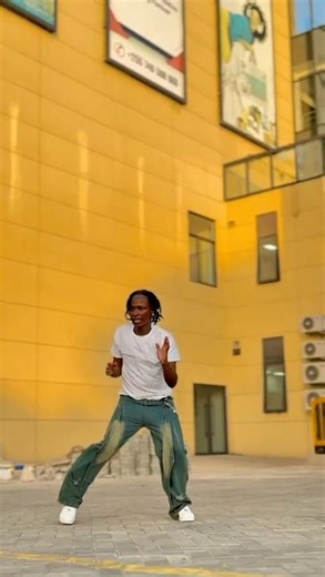 2+2-2=2 😂🤯✅#dancechallenge #funny #fyp #trendingshorts #viral