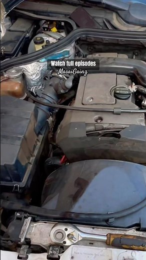 ENGINE SLUDGE REMOVAL with LIQUIMOLY ENGINE FLUSH! Mercedes W124 M111 engine gets flushed!