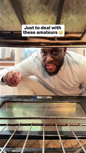 When the prime rib is cooking everyyyyybody wants a piece.