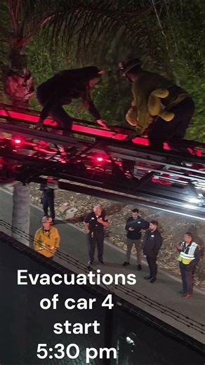 Stuck over 3hrs on Disneyland Monorail Breakdown Jan 2026