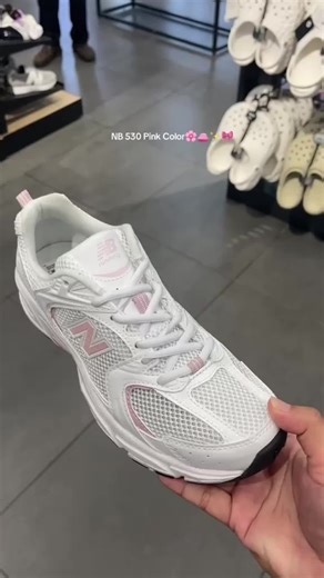Identifying Pink Girl Characteristics