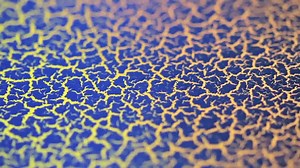 Create fantastic vintage or shabby chic looks with our high covering new CRACKLE effect lacquer. Further information can be found on bitly.com/Montana-CRACKLE-Effect | Montana Cans (official)