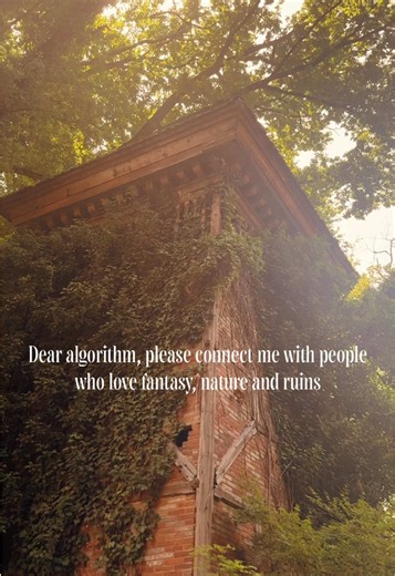 Fantasy World Aesthetic: Ruins, Nature & Medievalcore Inspiration