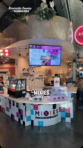 Craving variety? Head to @riversidefoodlab ! Located in the heart of Downtown Riverside, the Riverside Food Lab is your go-to spot for local eats, craft drinks, and good vibes. With a diverse mix of vendors, from gourmet burgers to fresh sushi, artisan coffee to sweet treats—you’ll find something to satisfy every craving! ✨ Perfect for lunch breaks, date nights, or weekend hangs. #RiversideFoodLab #DowntownRiverside #FoodieFinds #EatLocal #DiscoverRiverside | Riverside County Reimagined