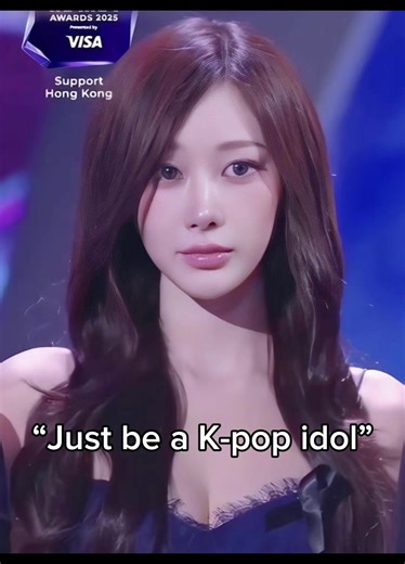 Giselle's Iconic Side Part Hair Tutorial