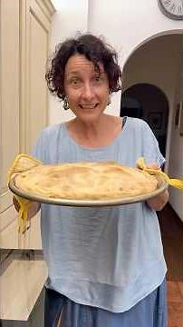 Torta salata di zucchine trombetta e riso: fresca, estiva e con ripieno tutto a crudo