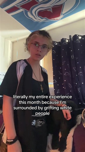 i’m mixed✌️😭 dude i asked for extensions so i could learn to do my hair by myself because nobody will freaking help me and one of my family members got some for me but they were clip on extensions and when i told her about it she was like “i didn’t know you meant… for those people” THOSE PEOPLE? *IM* ‘THOSE’ PEOPLE?